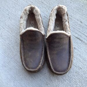 EUC Mens UGG Ascot Slippers